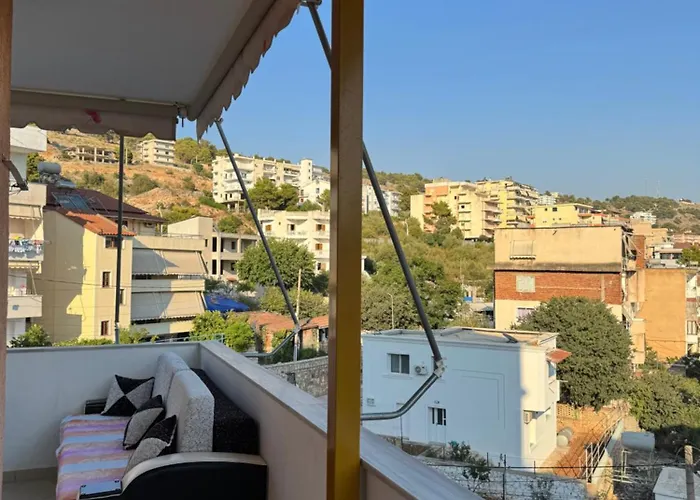 Deluxe Miri Sarandë